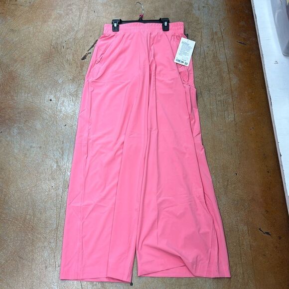 Lululemon Pants - Picture 1 of 7